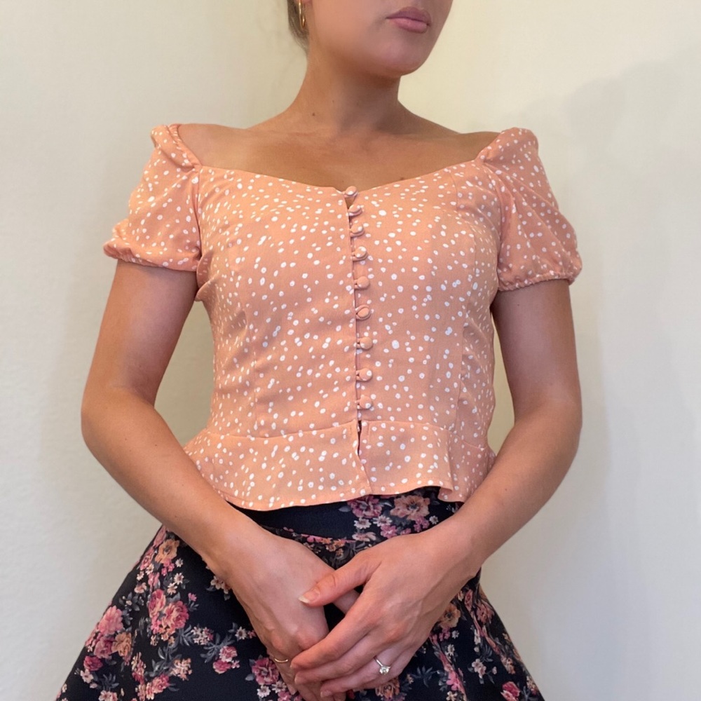 Milkmaid Off-Shoulder Puffy Cap Sleeve Crop Top